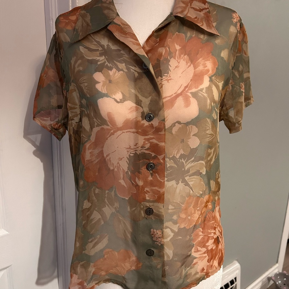 Vintage Button-Up Blouse